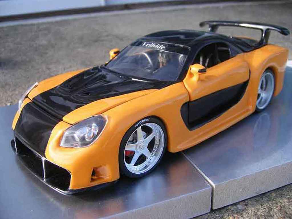 Mazda RX7 1/18 Jada Toys kit veilside fast and furious 3 tuning modellino in miniatura