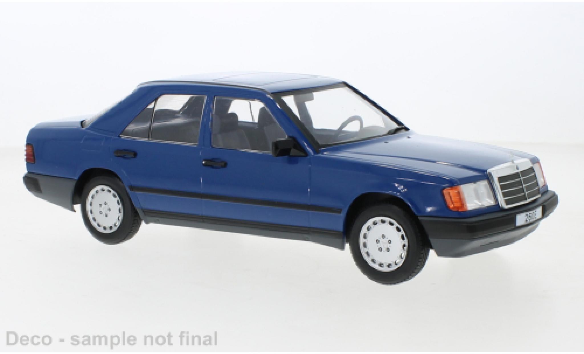 Mercedes 260 1/18 MCG E (W124) blu 1984 modellino in miniatura