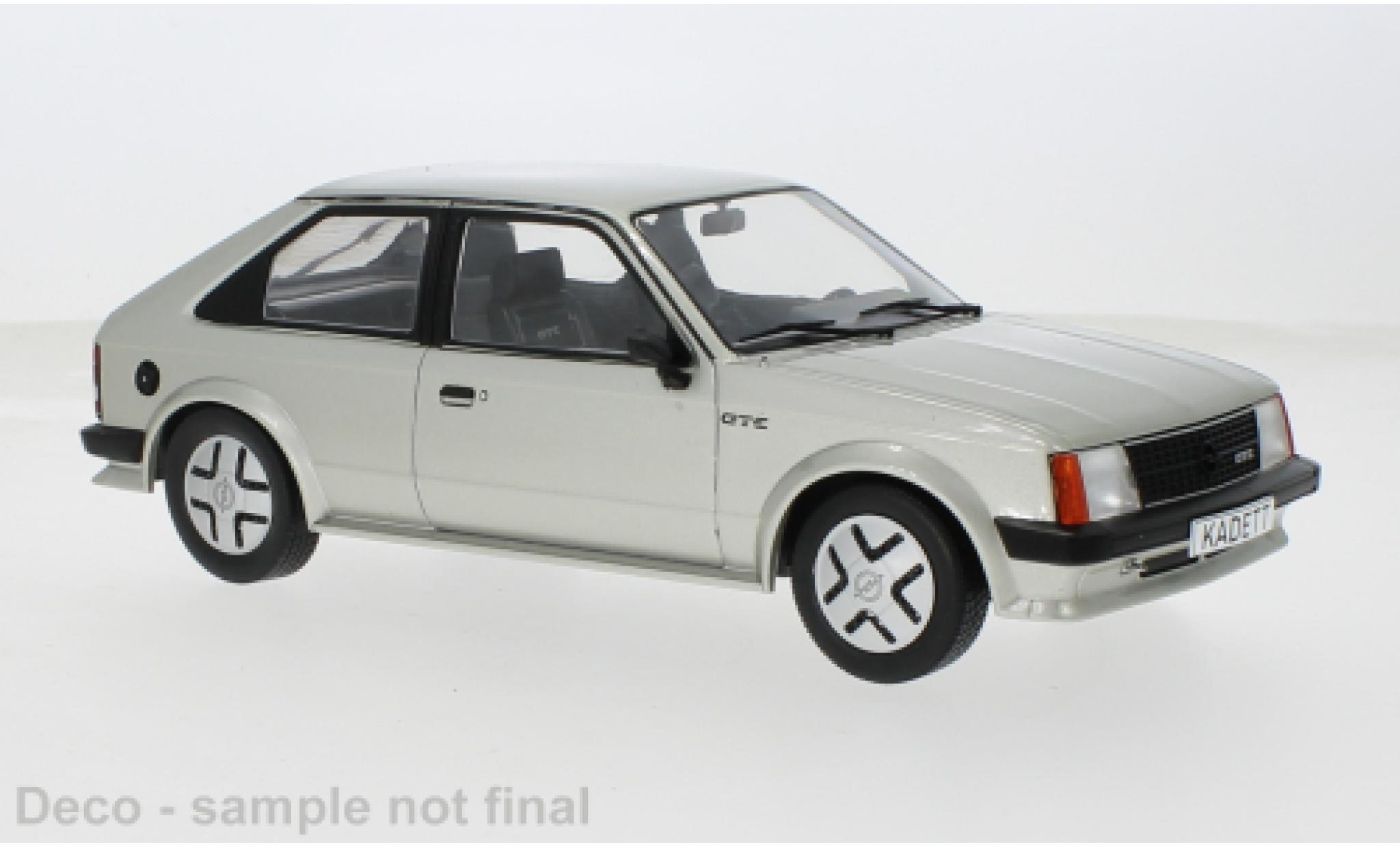 Opel Kadett 1/18 MCG D GTE silber 1983 1:18 modellino in miniatura