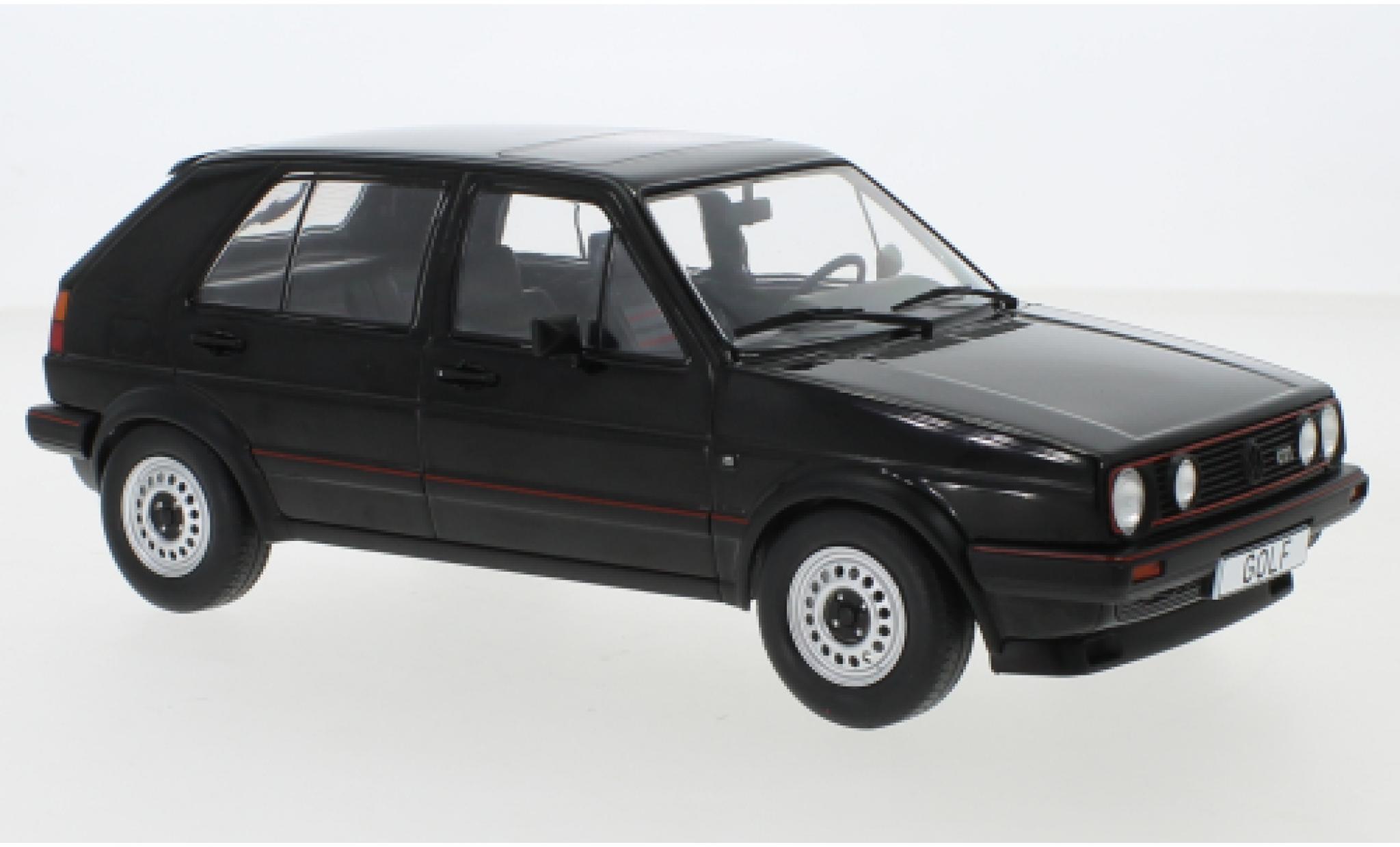 Volkswagen Golf 1/18 MCG II GTI nero 1984 5-trg. modellino in miniatura