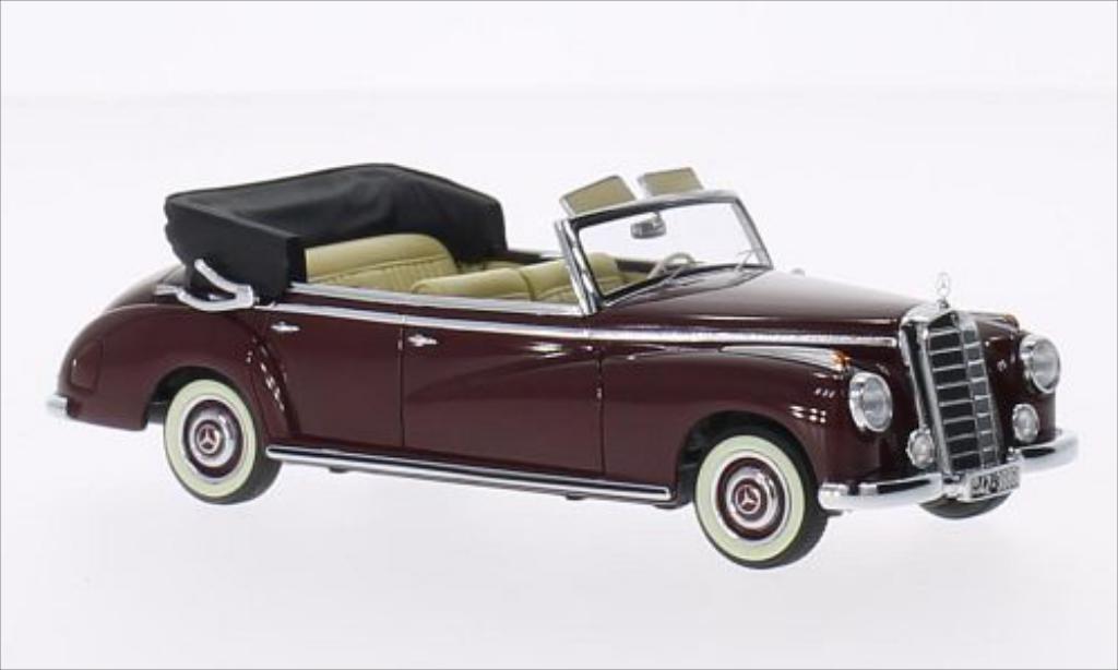 Mercedes 300 1/43 Minichamps Cabriolet (W186) rosso 1952 modellino in miniatura