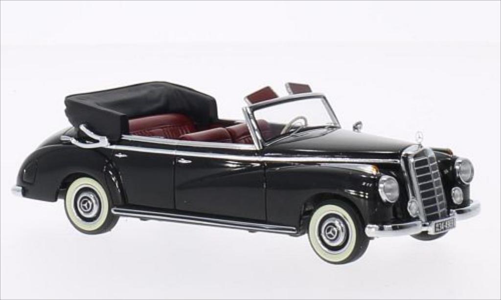 Mercedes 300 1/43 Minichamps Cabriolet (W186) nero 1952 modellino in miniatura