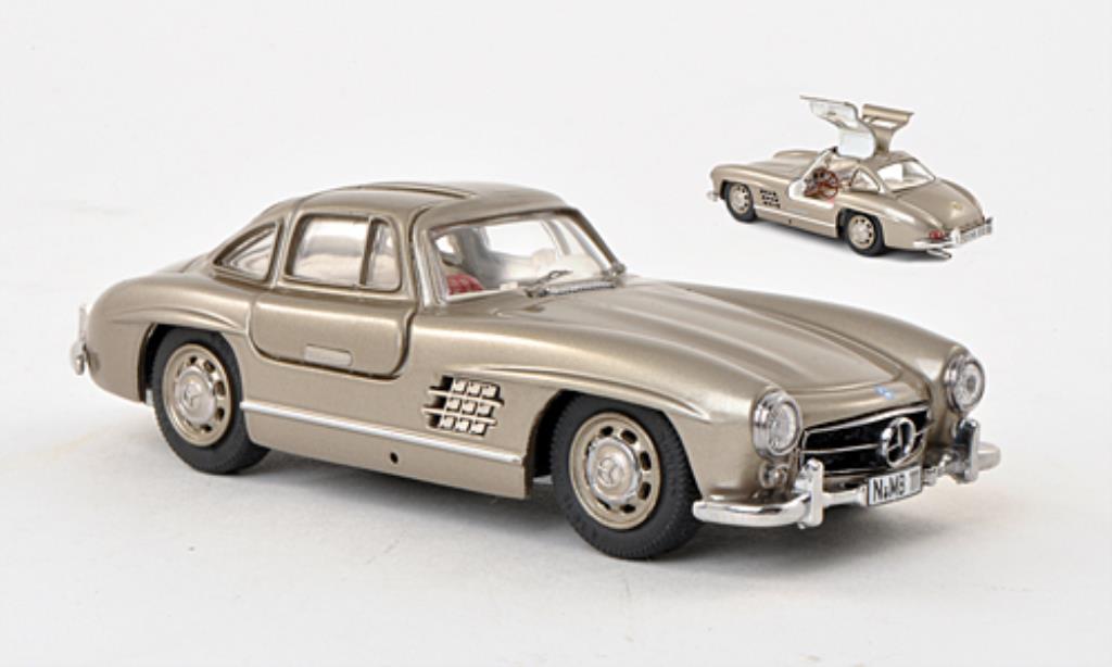Mercedes 300 SL 1/43 Schuco SL beige-grigio modellino in miniatura