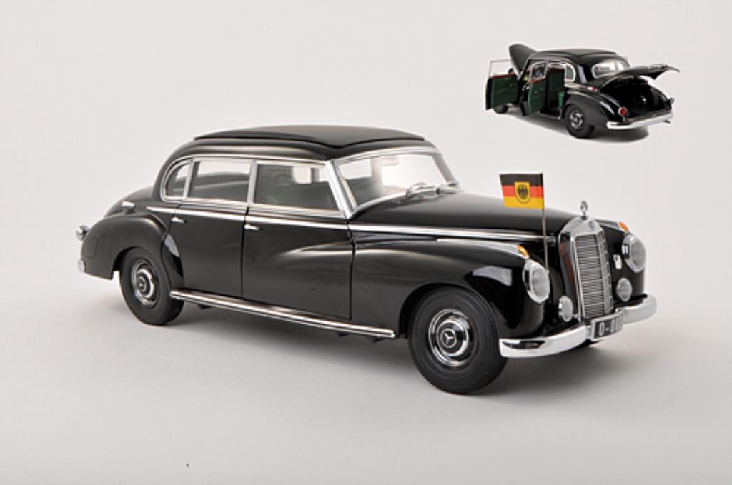 Mercedes 300 1/18 Norev (W186) Staatslimousine Adenauer nero modellino in miniatura