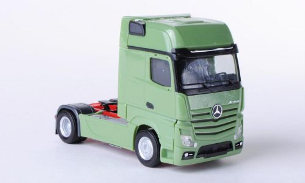 Mercedes Actros 1/87 Herpa 11 grun Gigaspace-Zugmaschine modellino in miniatura
