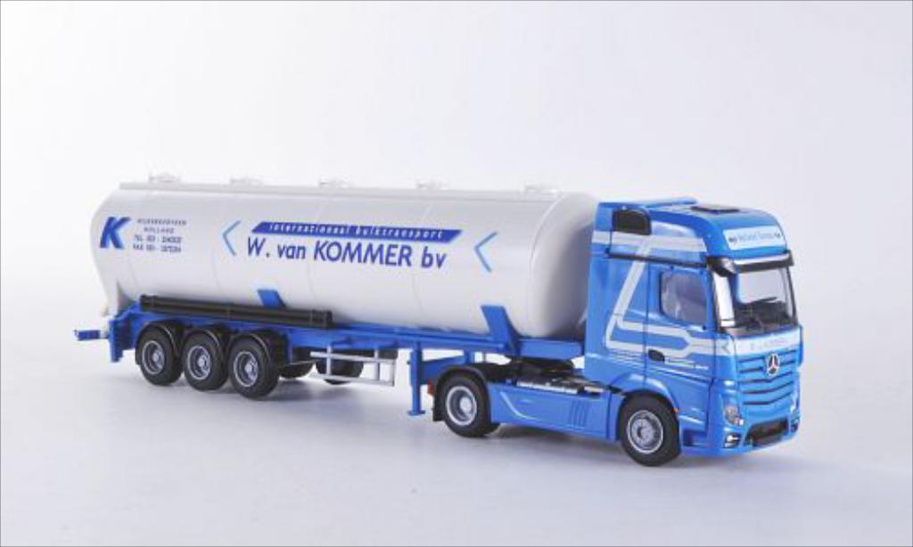 Mercedes Actros 1/87 AWM 2 Giga. W. van Kommer bv (NL) Aerop.-Kippsilo-SZ modellino in miniatura