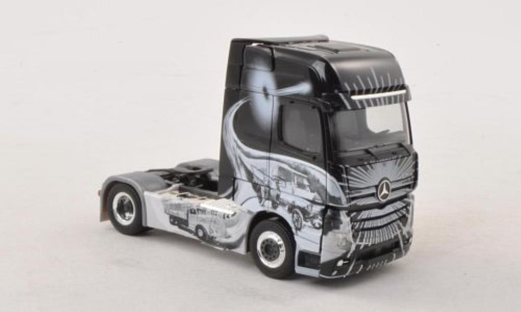 Mercedes Actros 1/87 Herpa Gigaspace Zugmaschine MB Italia (I) modellino in miniatura
