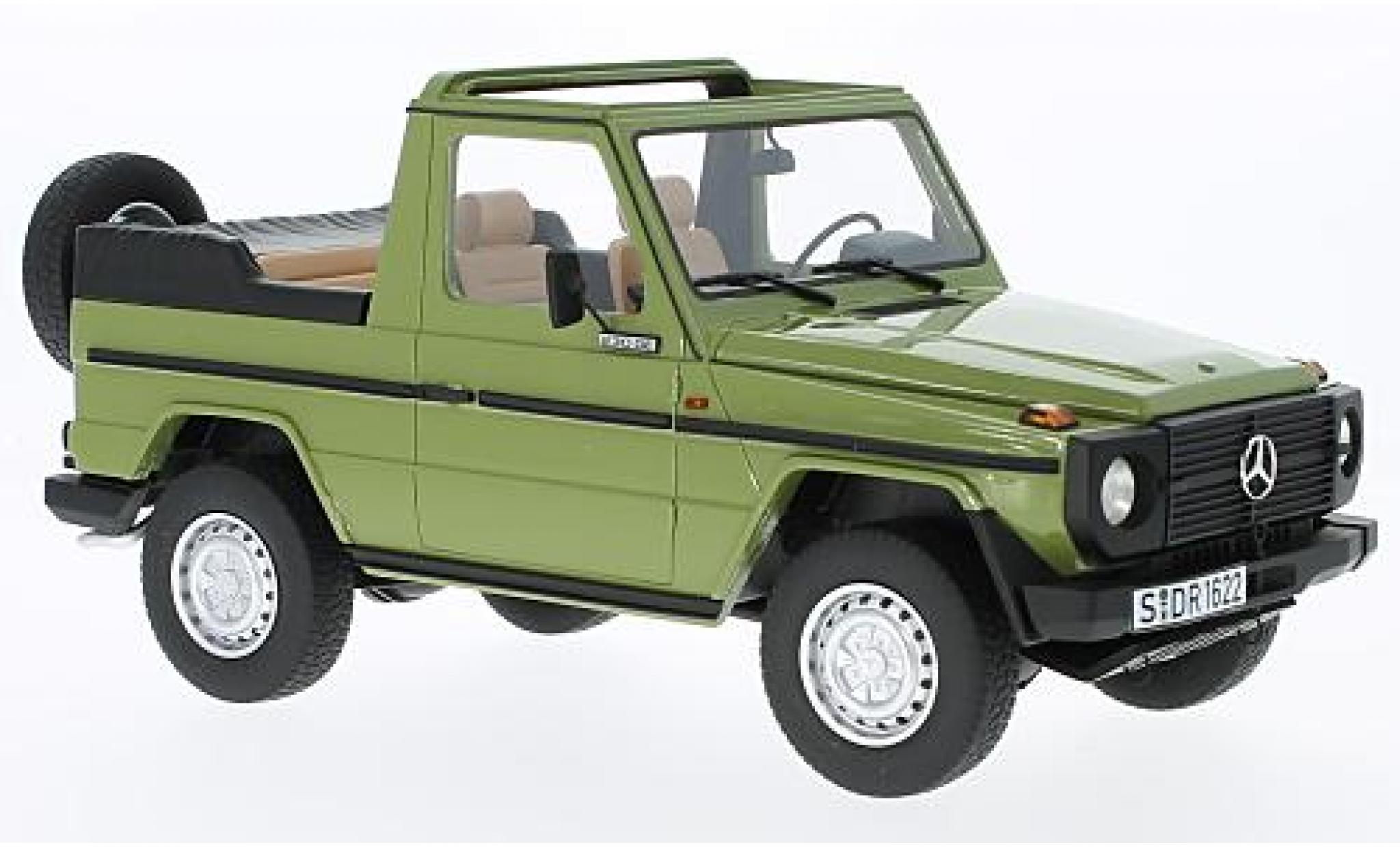 Mercedes Classe G 1/18 Cult Scale Models W460 grün Cult Scale Mo 1:18 modellino in miniatura