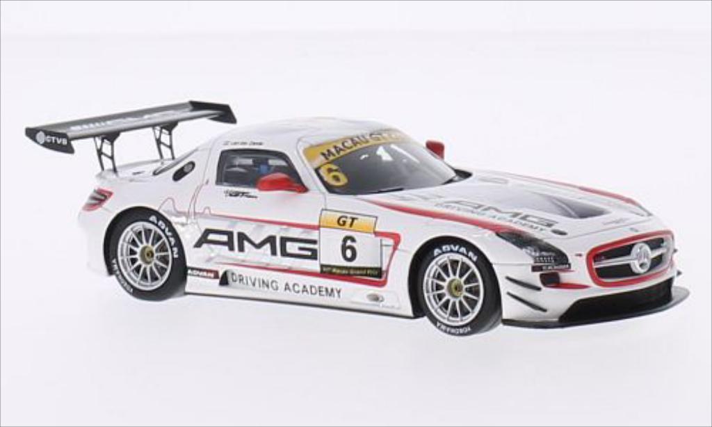 Mercedes SLS 1/43 Spark AMG GT3 No.6 GT Cup GP Macau 2014 modellino in miniatura
