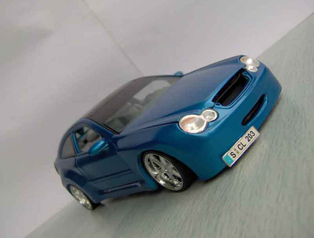 Mercedes Classe C 1/18 Maisto compact kompressor tuning modellino in miniatura
