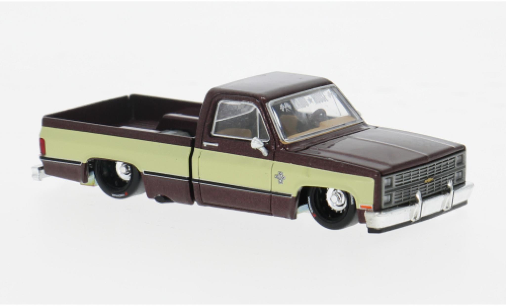 Chevrolet Silverado 1/64 Mini GT Vintage Spec V1 braun/beige 1:64 modellino in miniatura