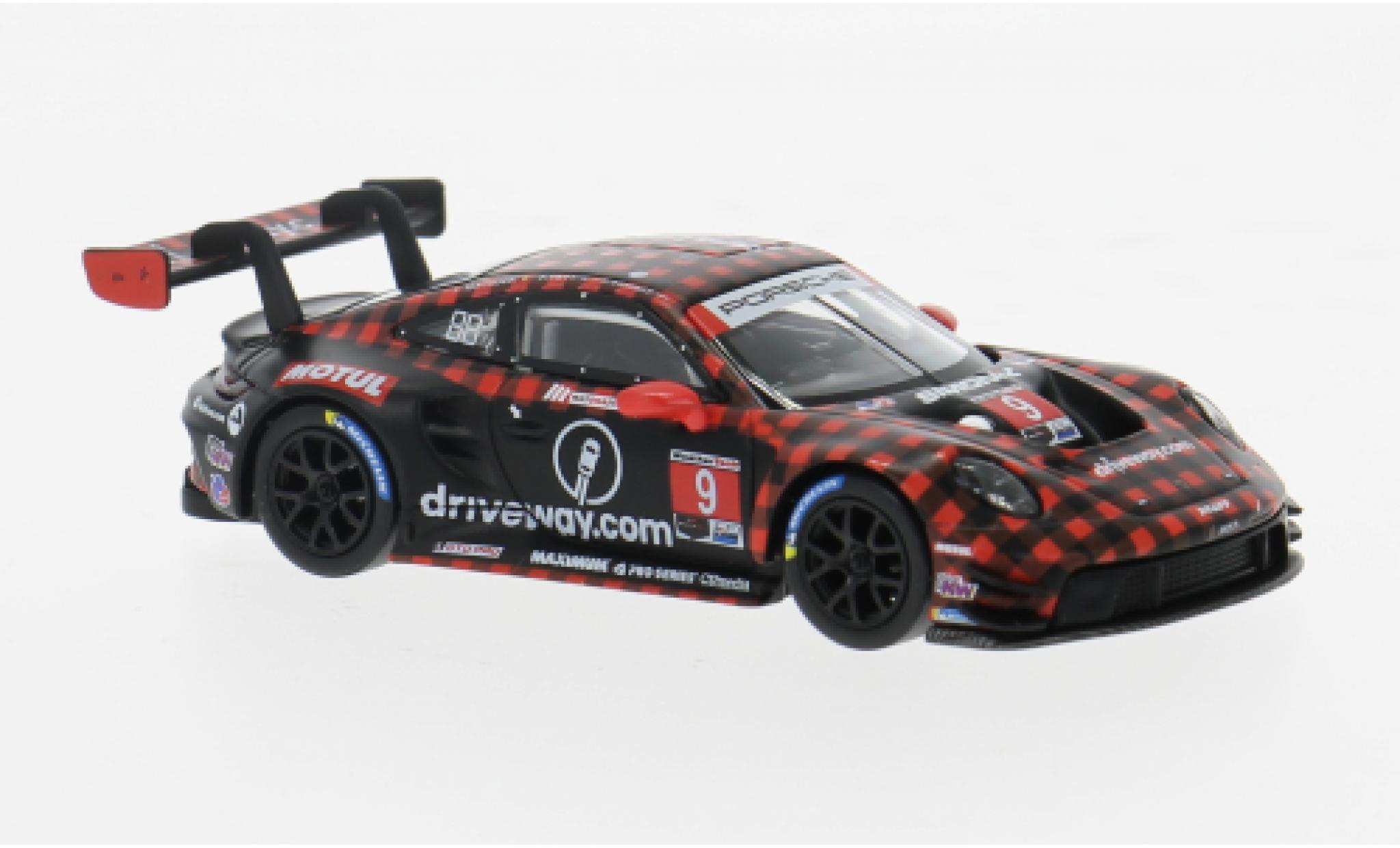 Porsche 992 GT3 R 1/64 Mini GT 911  IMSA 12h Sebring #9 1:64 modellino in miniatura