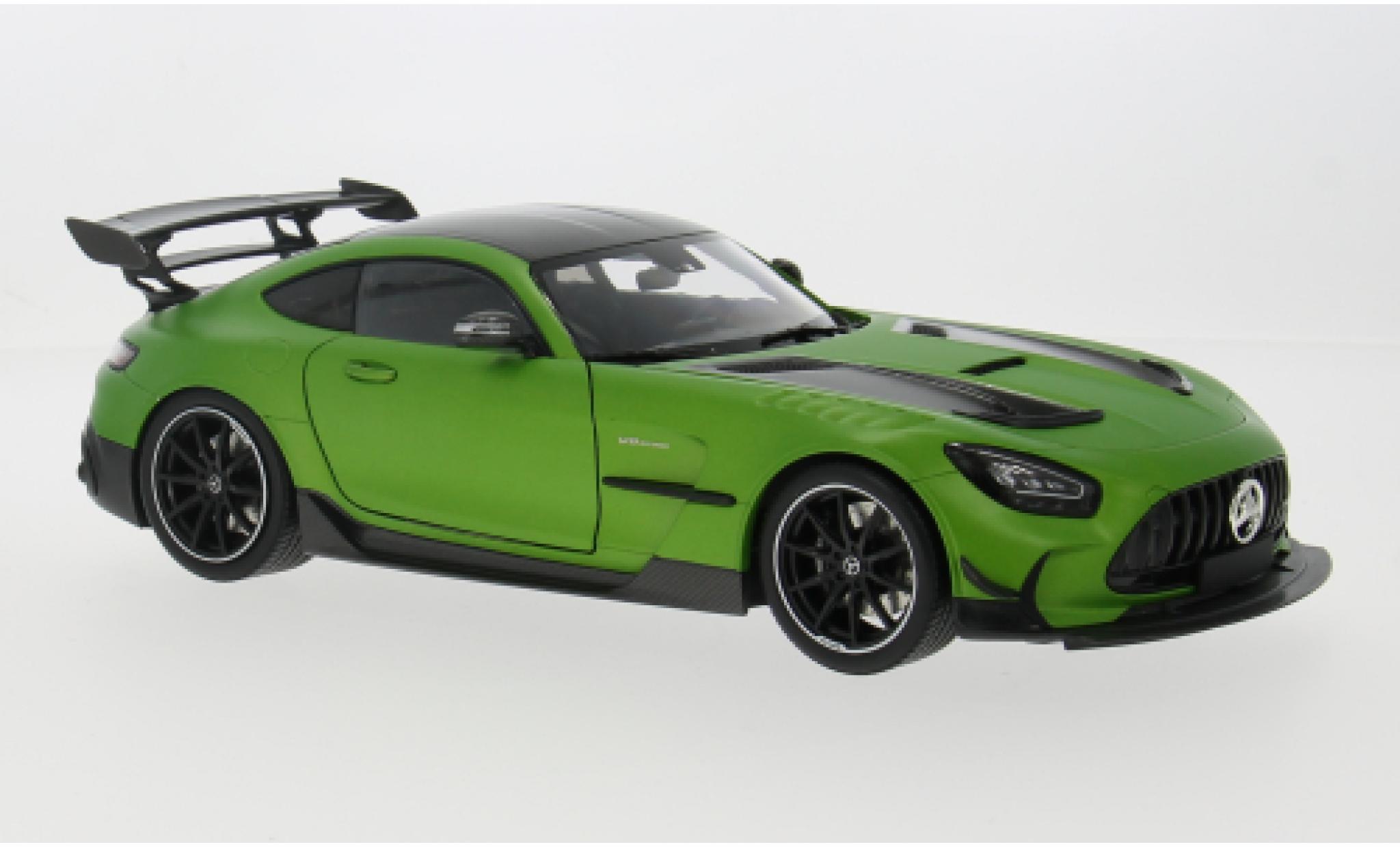 Mercedes AMG GT 1/18 Minichamps Black Series matt-grün 2021 1:18 modellino in miniatura