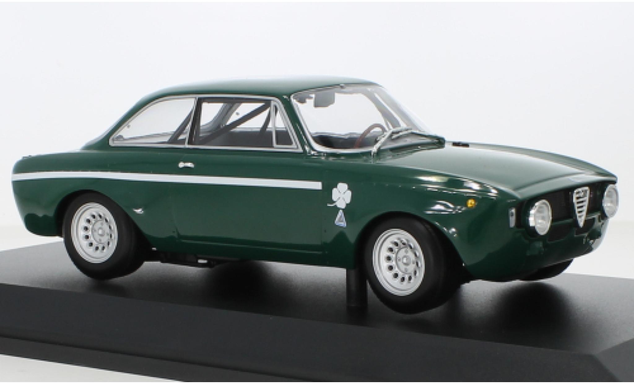 Alfa Romeo GT 1/18 Minichamps A 1300 Junior verde 1971 modellino in miniatura