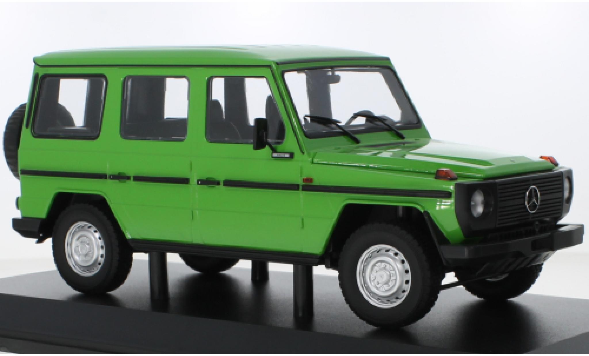Mercedes Classe G 1/18 Minichamps LWB (W460) verde 1980 modellino in miniatura