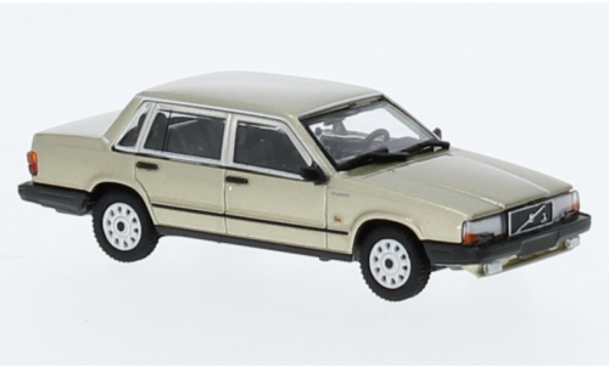 Volvo 740 1/87 Minichamps GL metallise beige 1986 modellino in miniatura