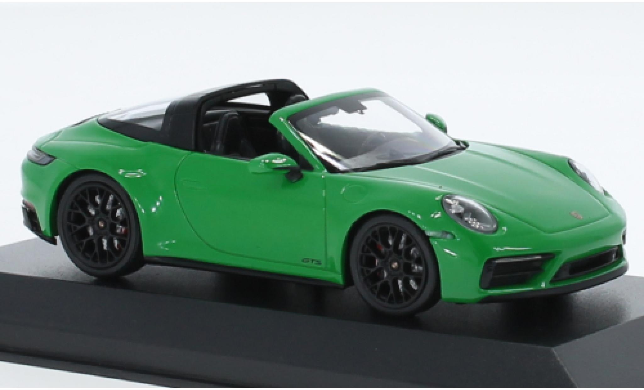 Porsche 992 Targa 1/43 Minichamps 911  4 GTS grün 2021 1:43 modellino in miniatura