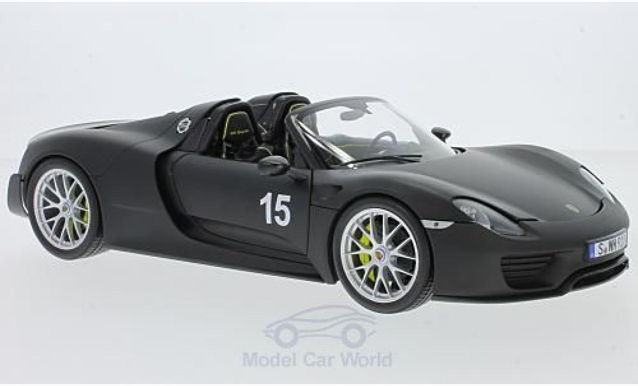 Porsche 918 1/18 Minichamps Spyder matt-nero 2015 Weissach-Package modellino in miniatura