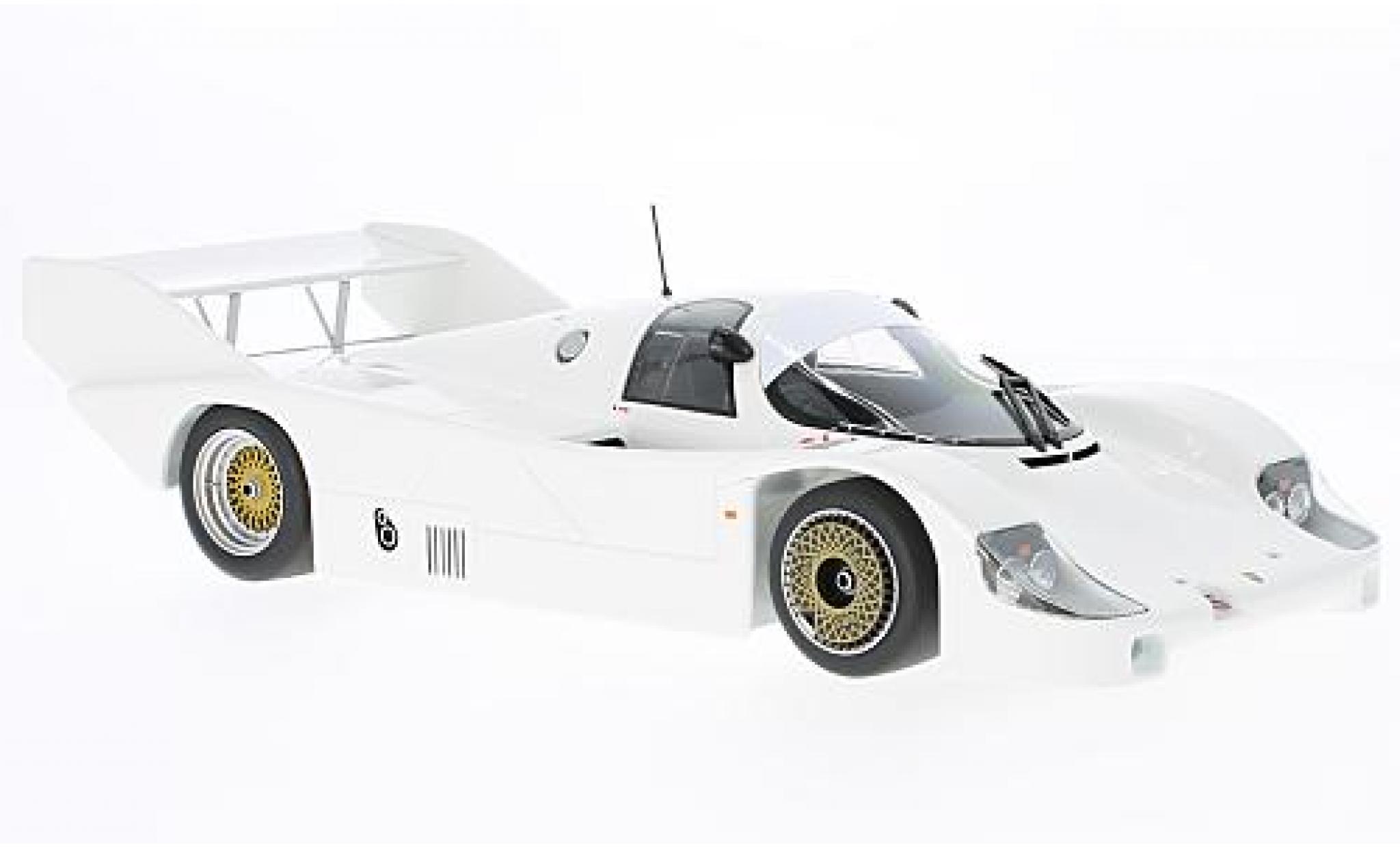 Porsche 956 1982 1/18 Minichamps K bianco 1982 Plain Body Version modellino in miniatura