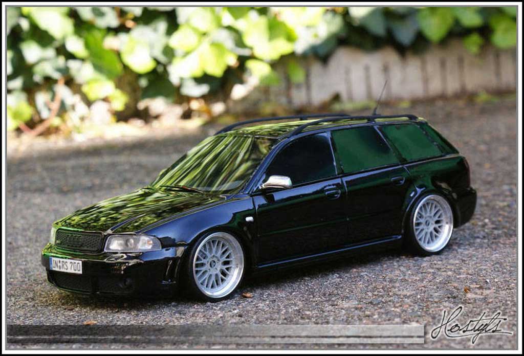 Audi RS4 1/18 Ottomobile B5 Black Edition By MRC tuning modellino in miniatura