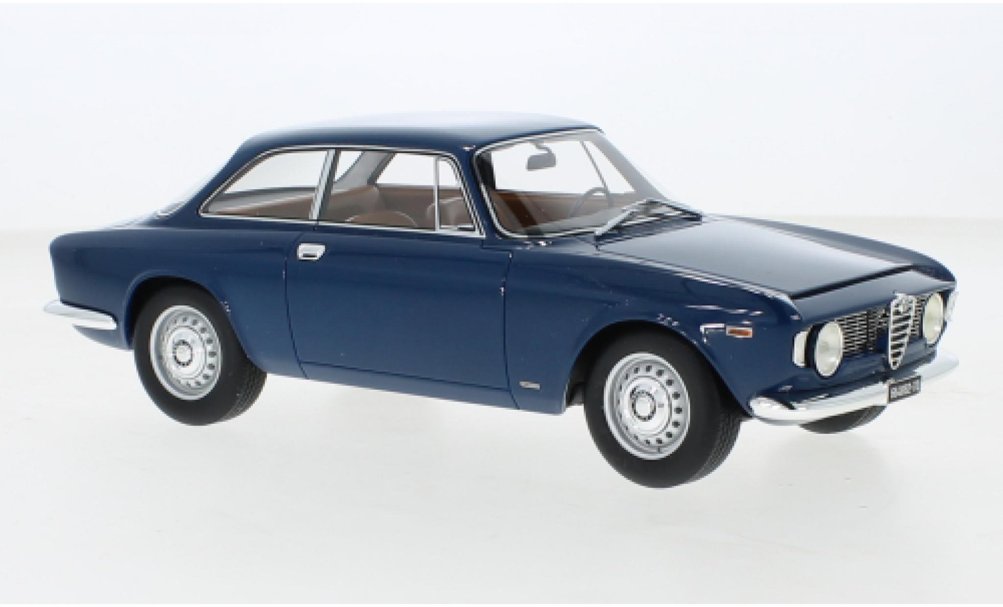 Alfa Romeo Giulia 1/18 Mitica 1600 Sprint GT blu 1963 modellino in miniatura