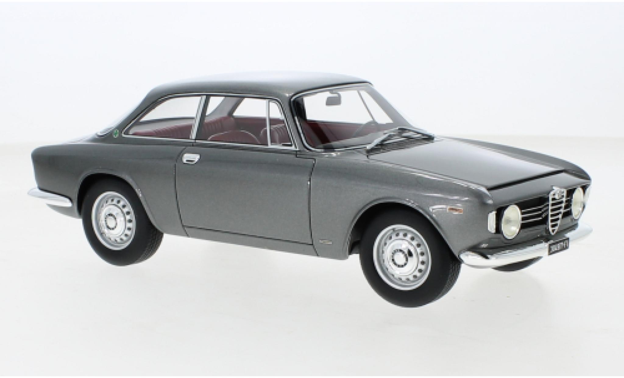 Alfa Romeo Giulia 1/18 Mitica Sprint GT 1600 Veloce metallise grigio 1965 modellino in miniatura