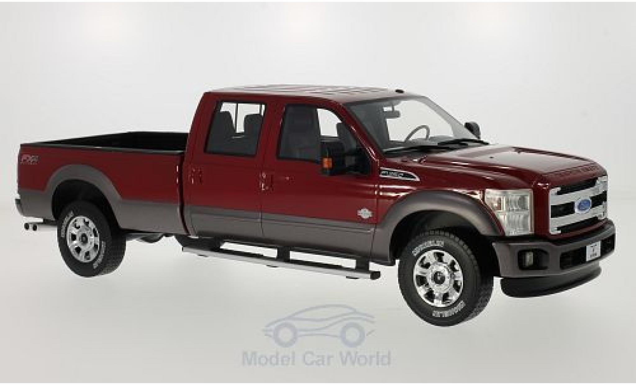 Ford F-350 1/18 Model 777 King Ranch rosso 2016 modellino in miniatura