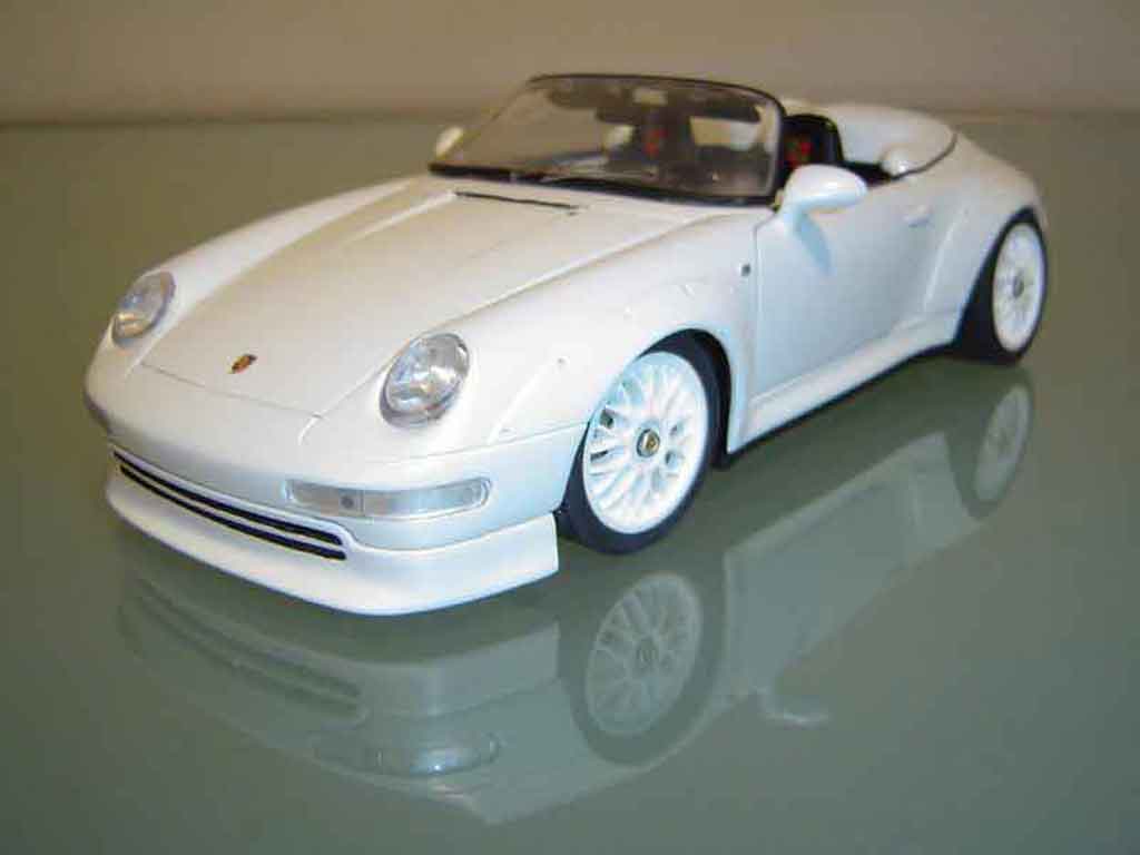 Porsche 993 GT2 1/18 Ut Models GT2 speedster modellino in miniatura
