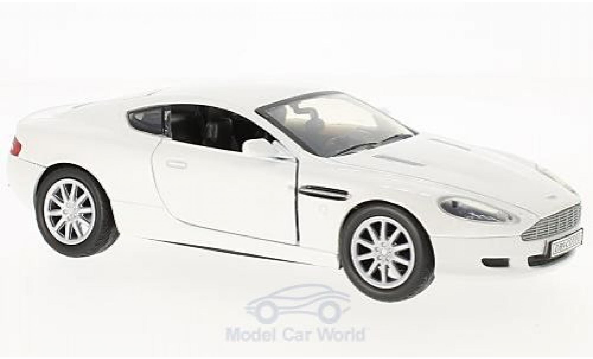 Aston Martin DB9 1/24 Motormax DB 9 Coupe metallico bianco modellino in miniatura