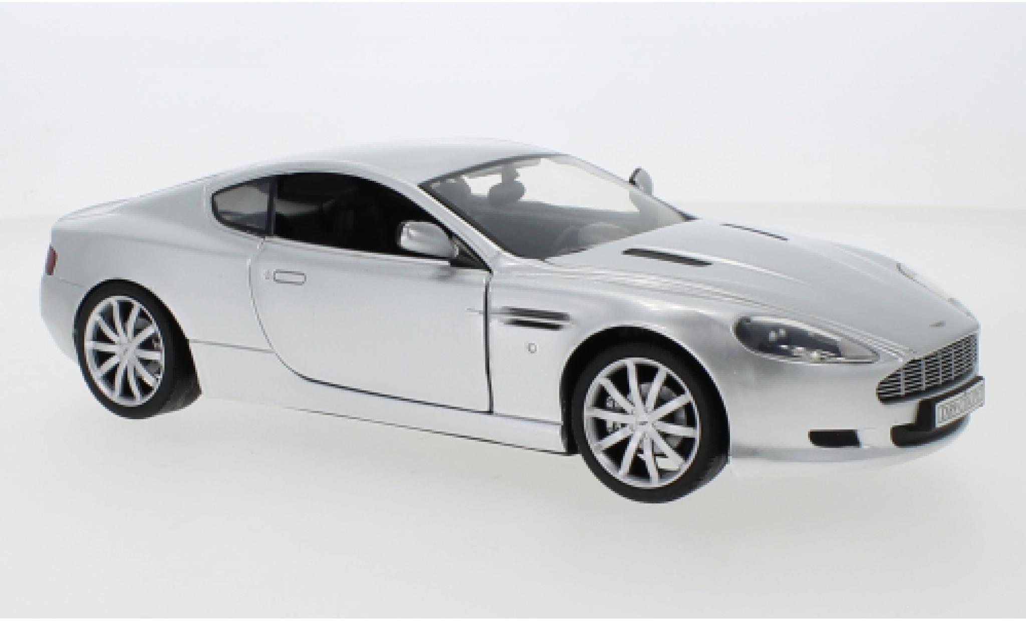 Aston Martin DB9 1/18 Motormax silber 1:18 modellino in miniatura