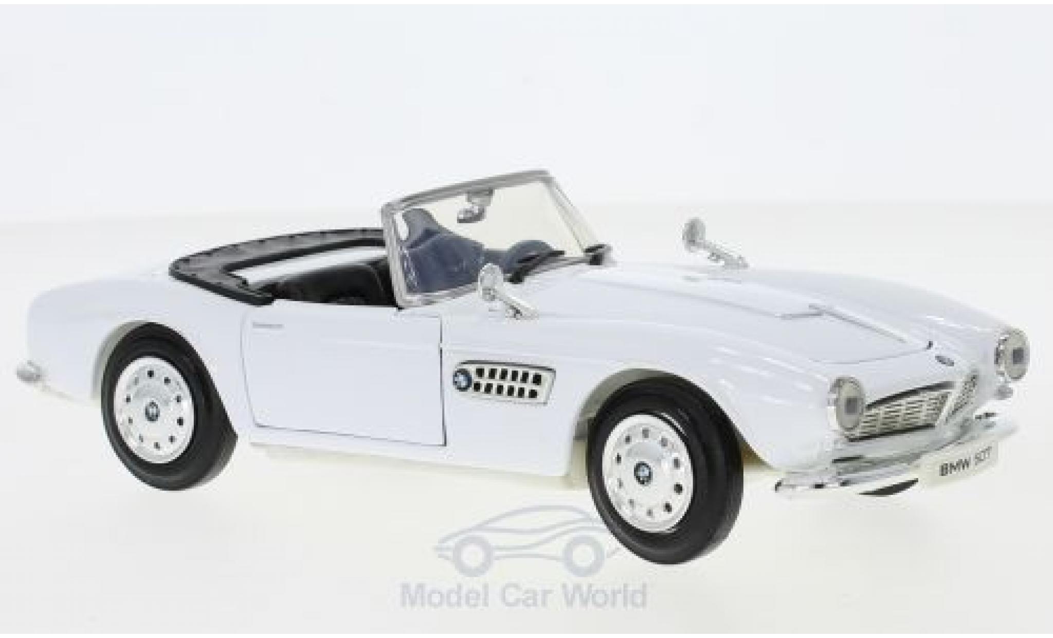 Bmw 507 1/24 Motormax bianco modellino in miniatura