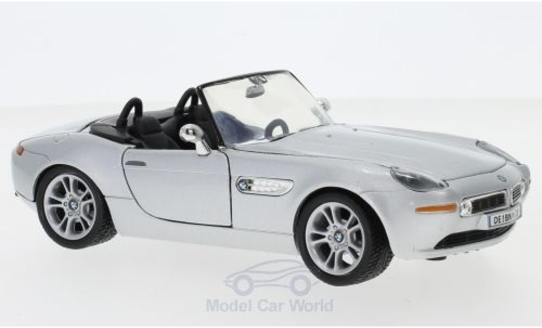 Bmw Z8 1/24 Motormax grigio ohne Vitrine modellino in miniatura