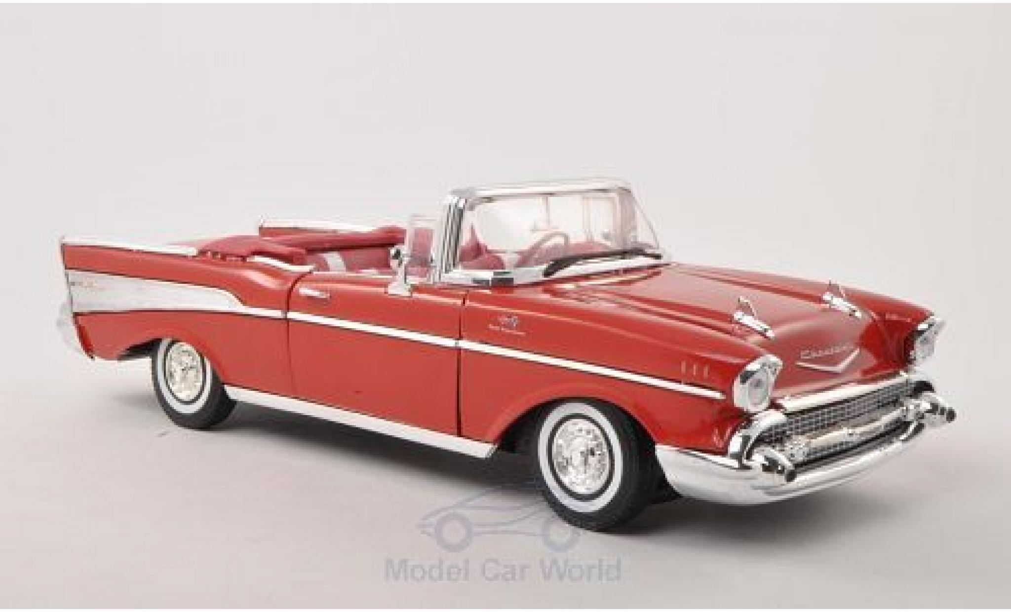 Chevrolet Bel Air 1957 1/18 Motormax Convertibile rosso 1957 modellino in miniatura