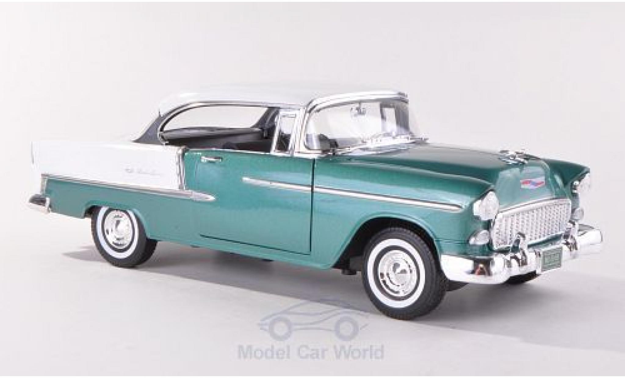 Chevrolet Bel Air 1/18 Motormax Hardtop metallico verde/bianco 1955 modellino in miniatura