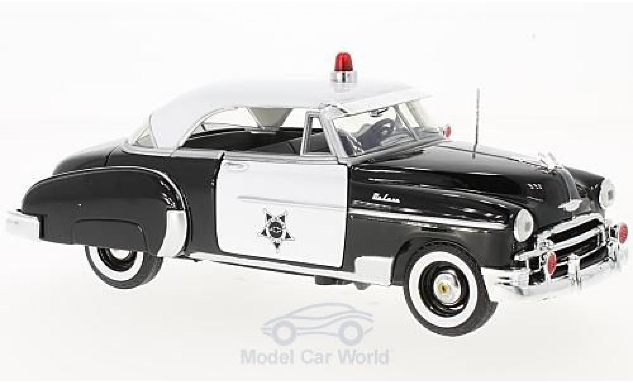 Chevrolet Bel Air 1/24 Motormax nero/bianco Police 1950 modellino in miniatura