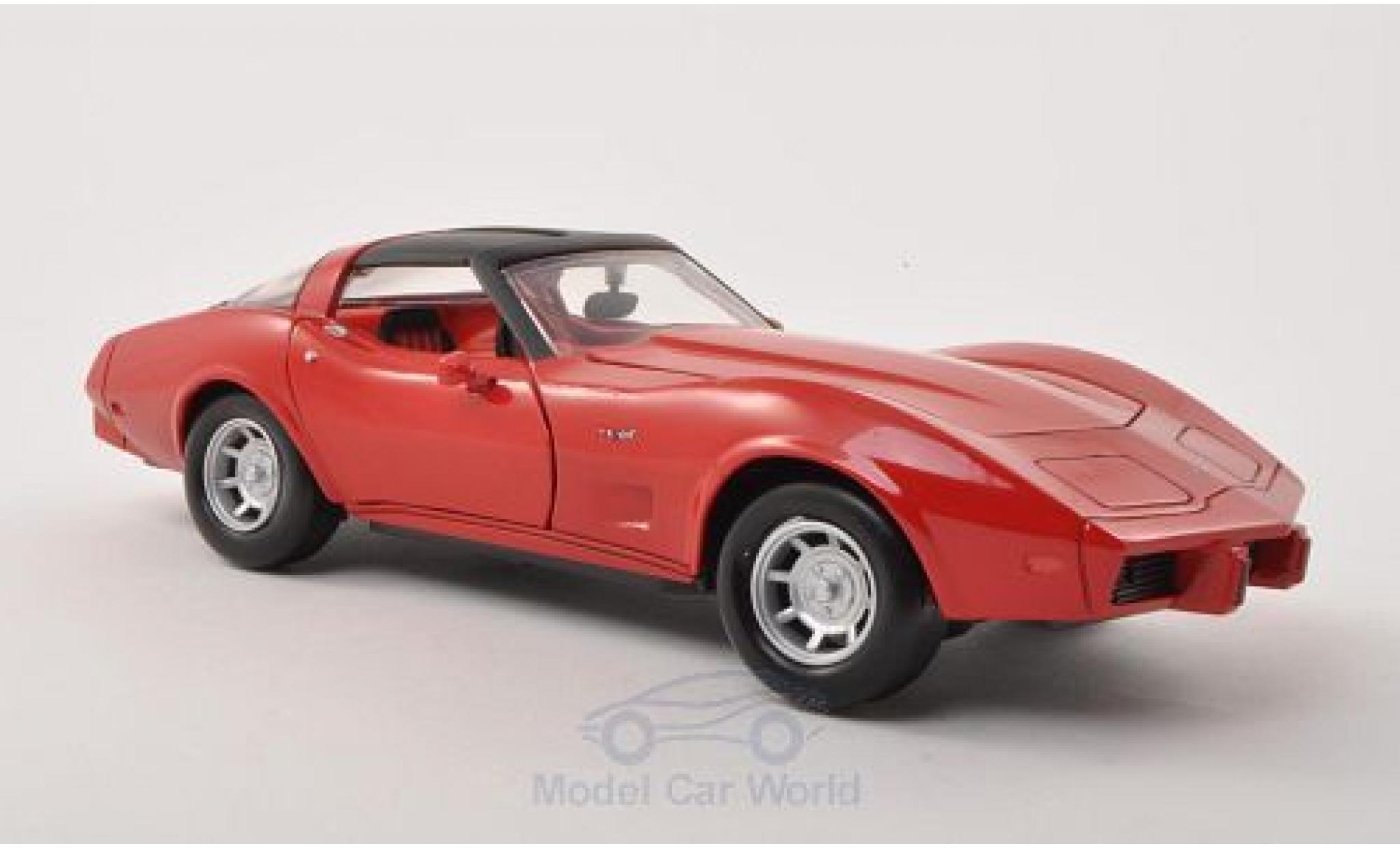 Chevrolet Corvette 1/24 Motormax C3 rosso 1979 ohne Vitrine modellino in miniatura
