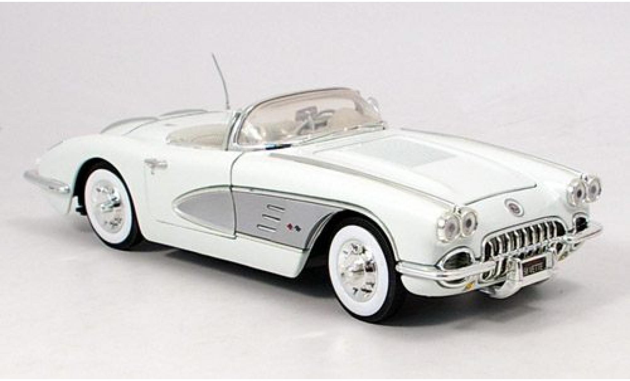 Chevrolet Corvette 1/18 Motormax bianco/grigio 1958 modellino in miniatura