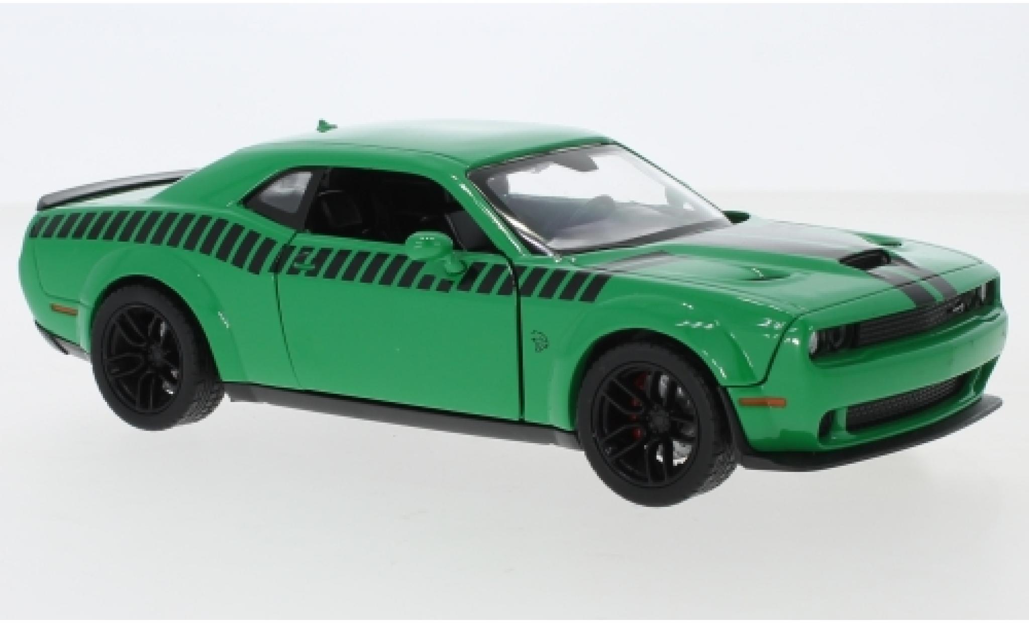 Dodge Challenger 1/24 Motormax SRT Hellcat Widebody verde/nero 2018 modellino in miniatura