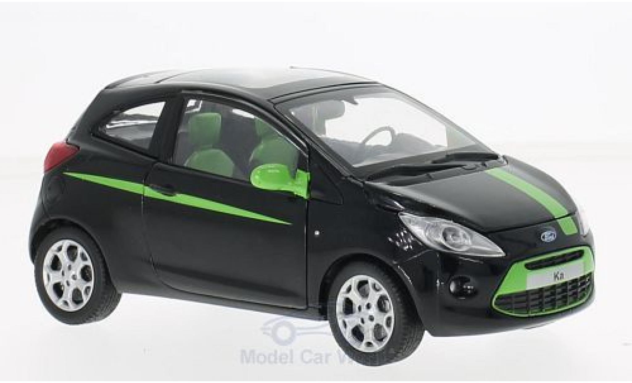 Ford Ka 1/24 Motormax nero/verde modellino in miniatura