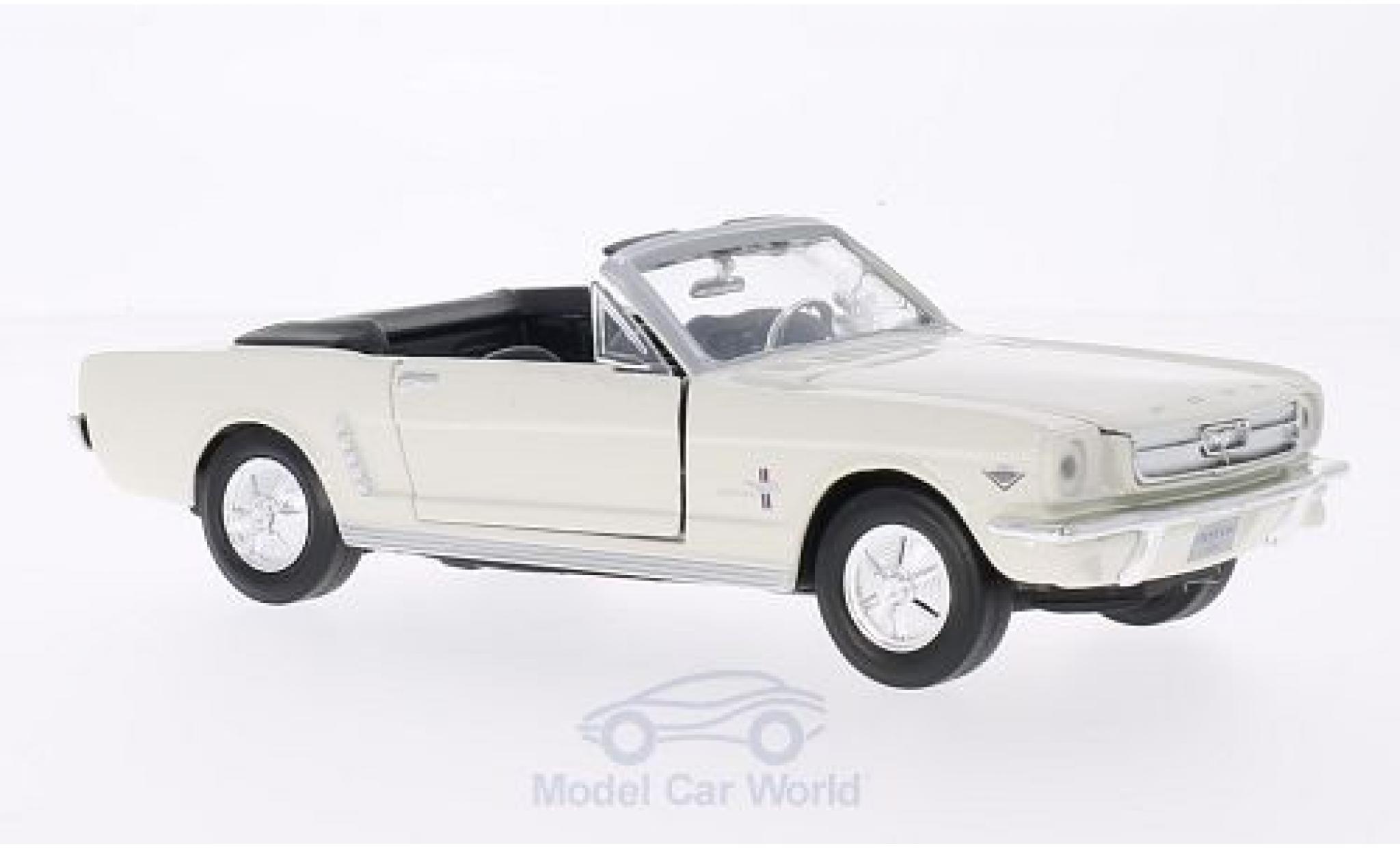 Ford Mustang 1/24 Motormax Convertibile beige 1964 modellino in miniatura