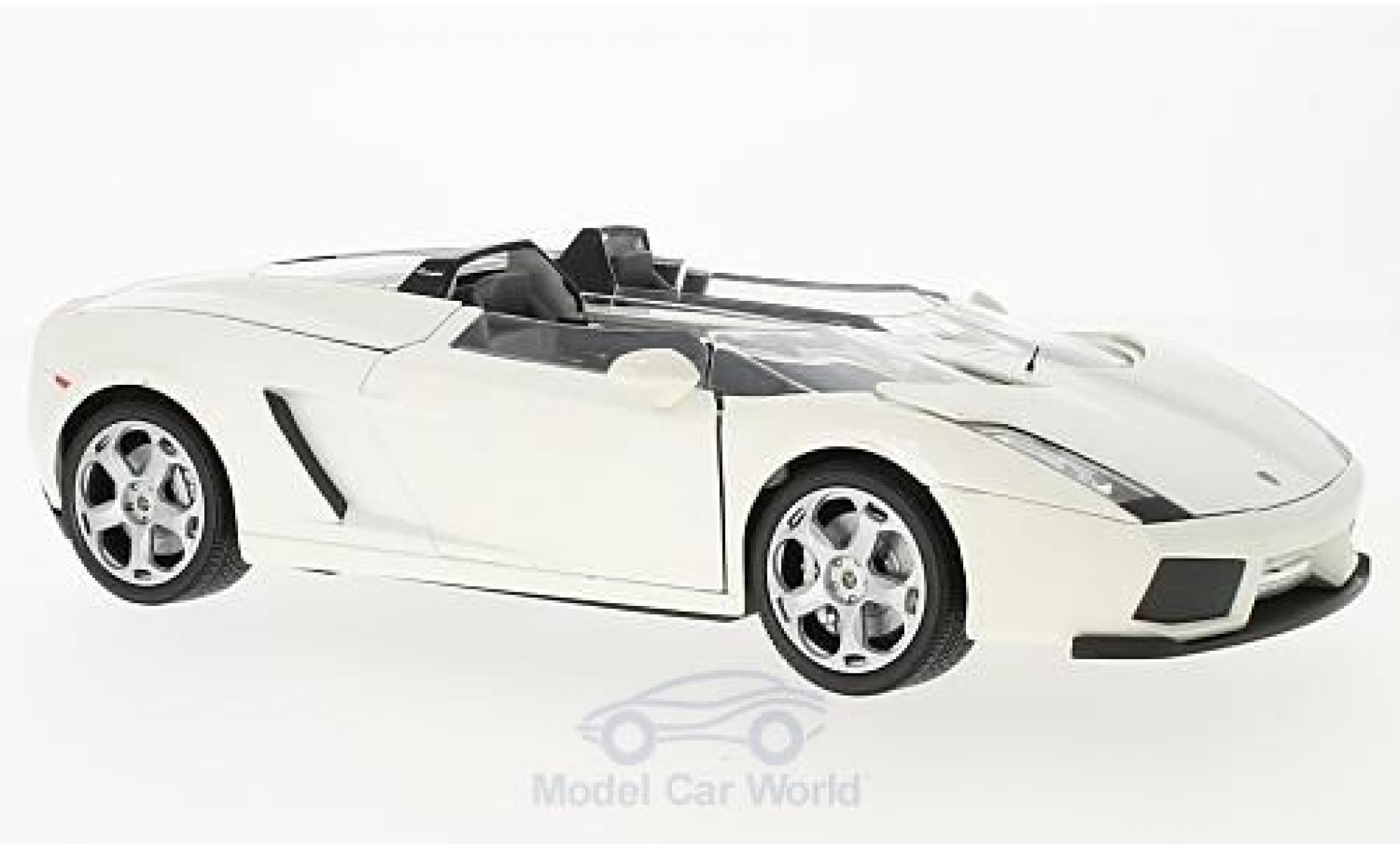 Lamborghini Concept 1/24 Motormax S metallico bianco modellino in miniatura