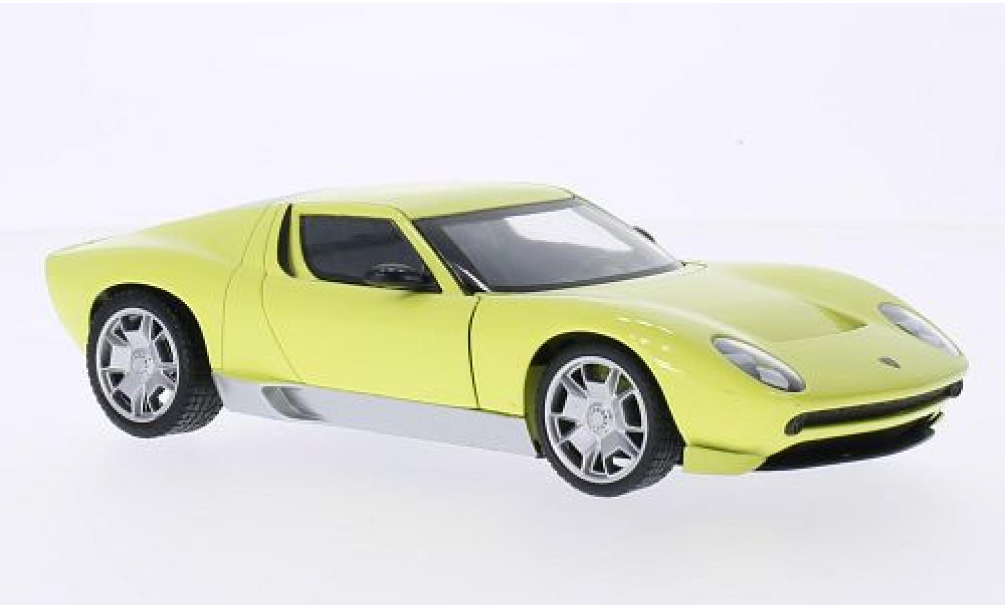 Lamborghini Miura 1/24 Motormax Concept giallo modellino in miniatura