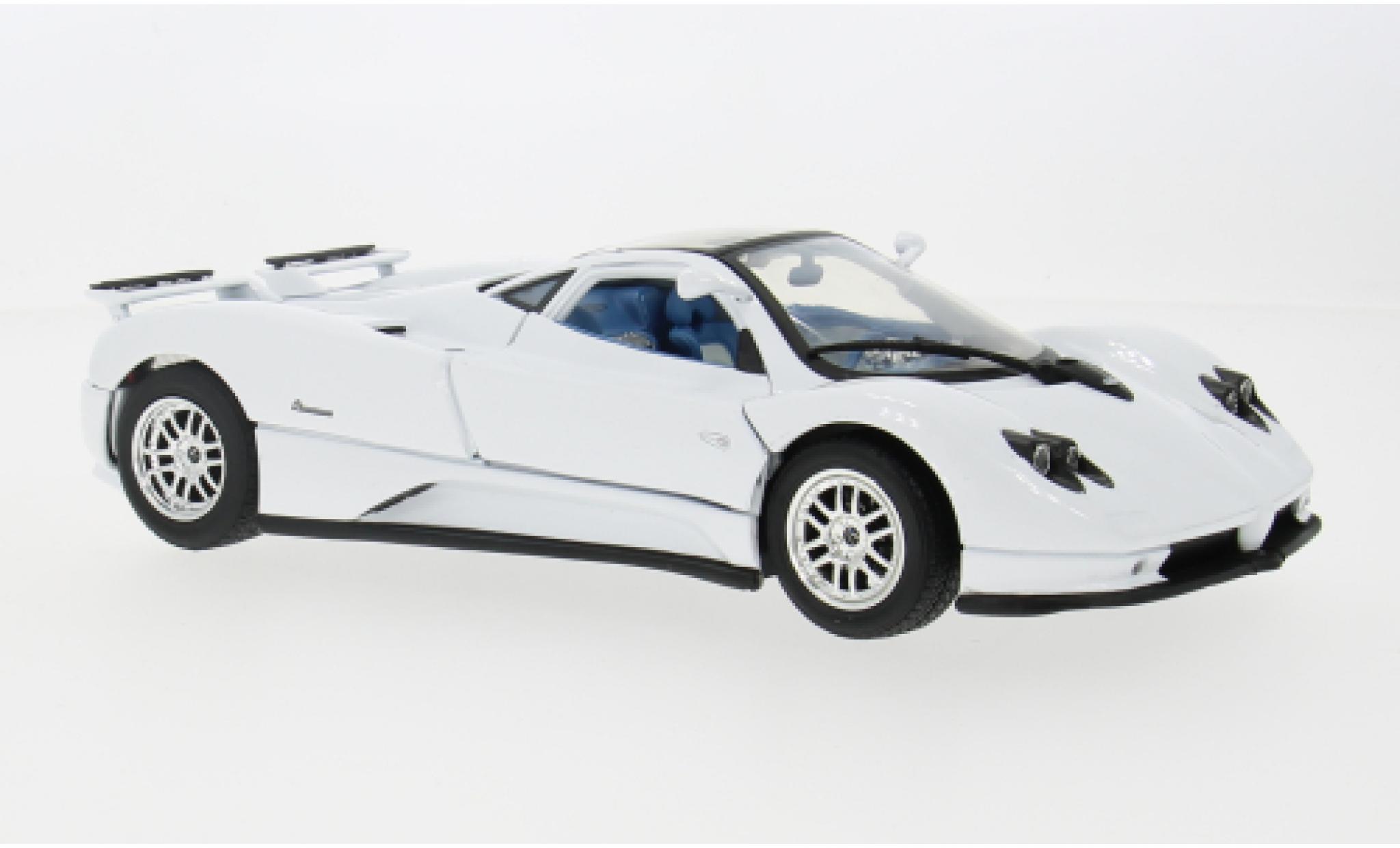Pagani Zonda 1/18 Motormax C12 weiss 2004 1:18 modellino in miniatura