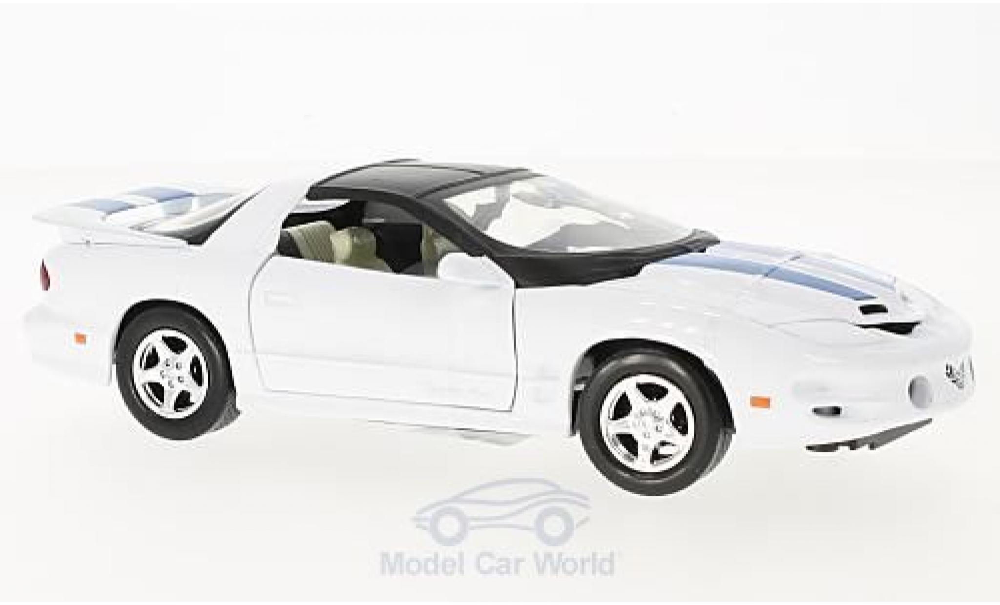 Pontiac Firebird 1999 1/24 Motormax bianco/blu 1999 modellino in miniatura
