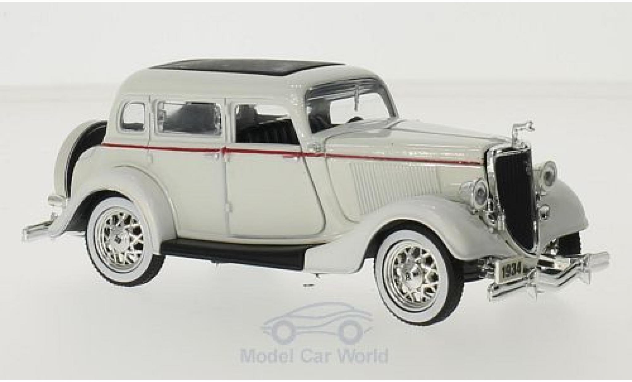 Ford Deluxe 1/18 New Ray or 1934 modellino in miniatura