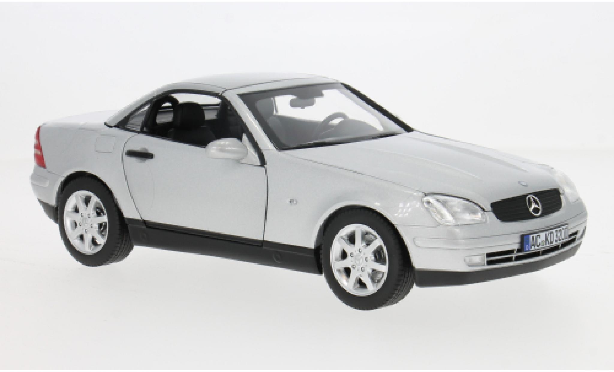 Mercedes Classe SLK Norev SLK (R170) silber 1996 1:18 modellino in miniatura