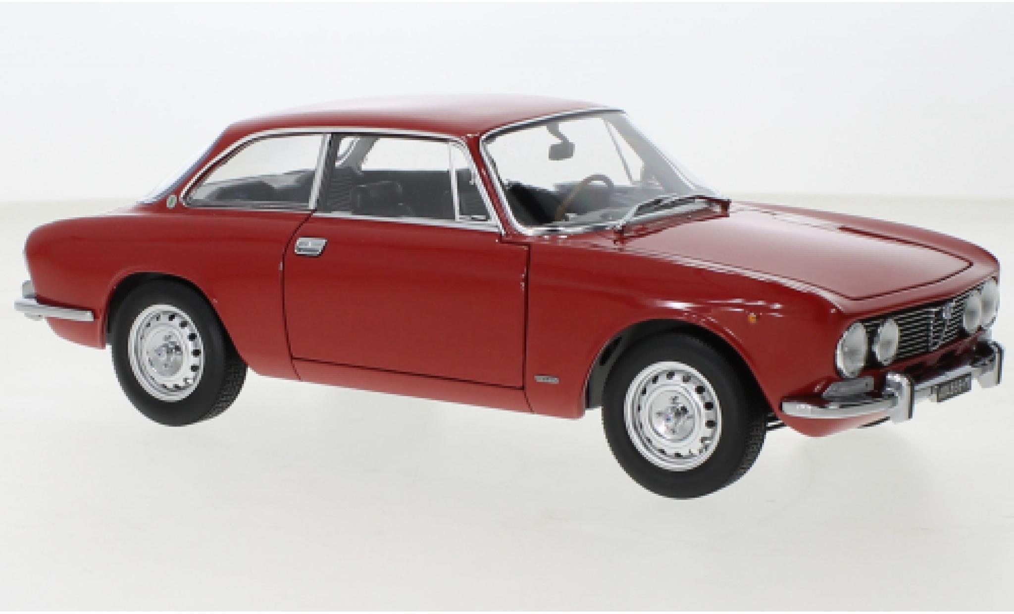 Alfa Romeo 2000 1/18 Norev GTV rosso 1973 modellino in miniatura