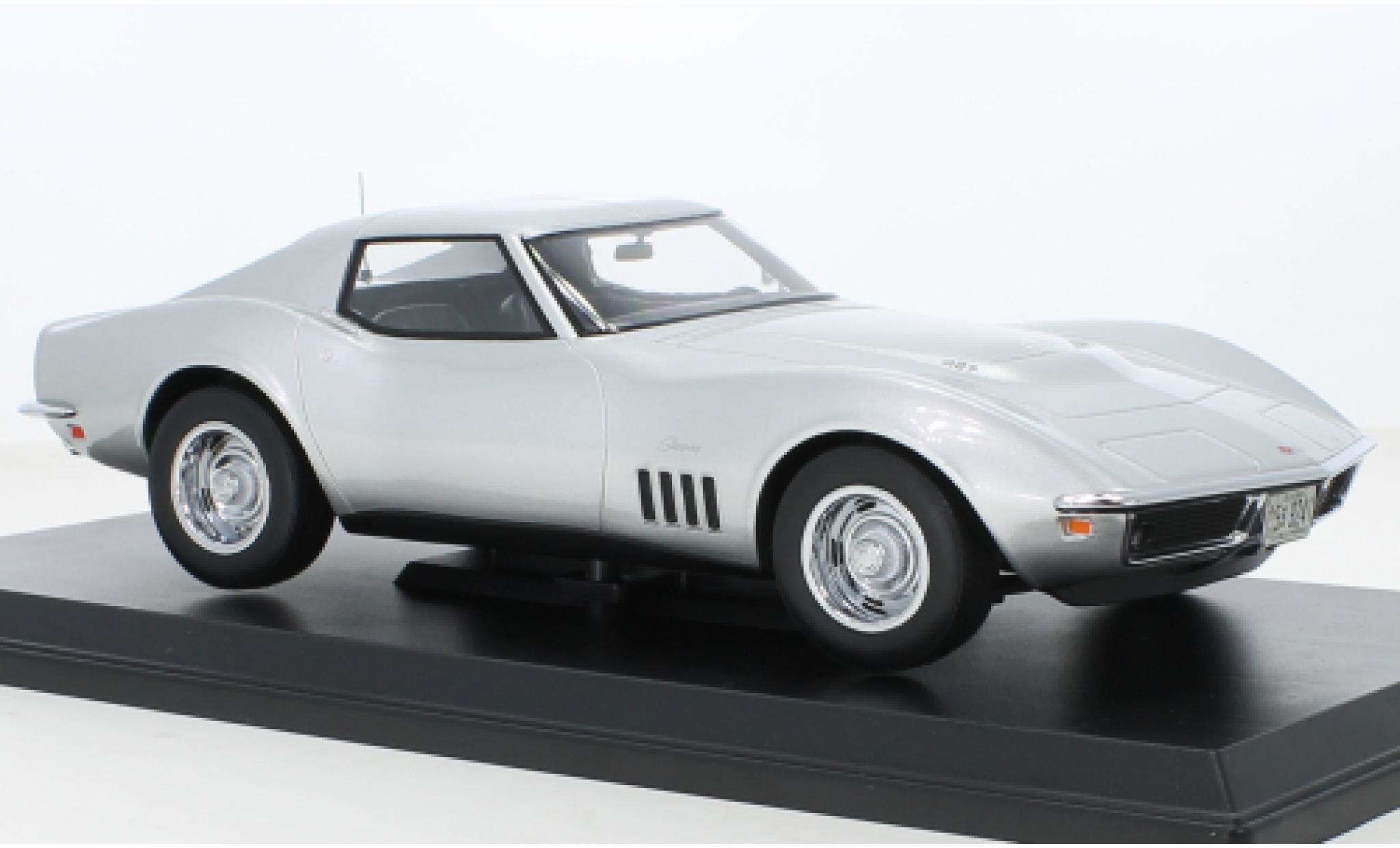 Chevrolet Corvette 1/18 Norev Coupe (C3) grigio 1969 modellino in miniatura