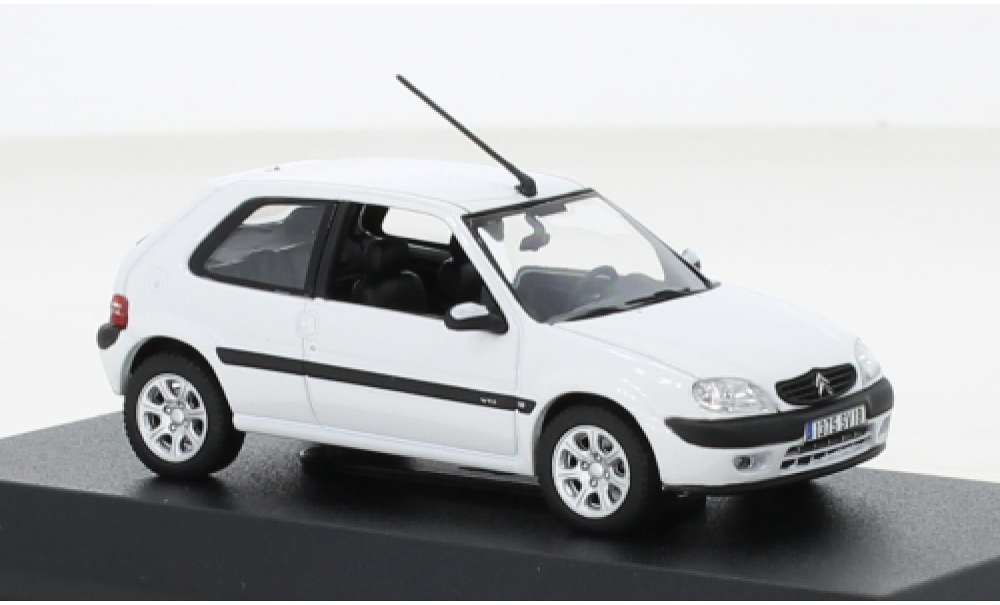 Citroen Saxo 1/43 Norev VTS bianco 2000 modellino in miniatura