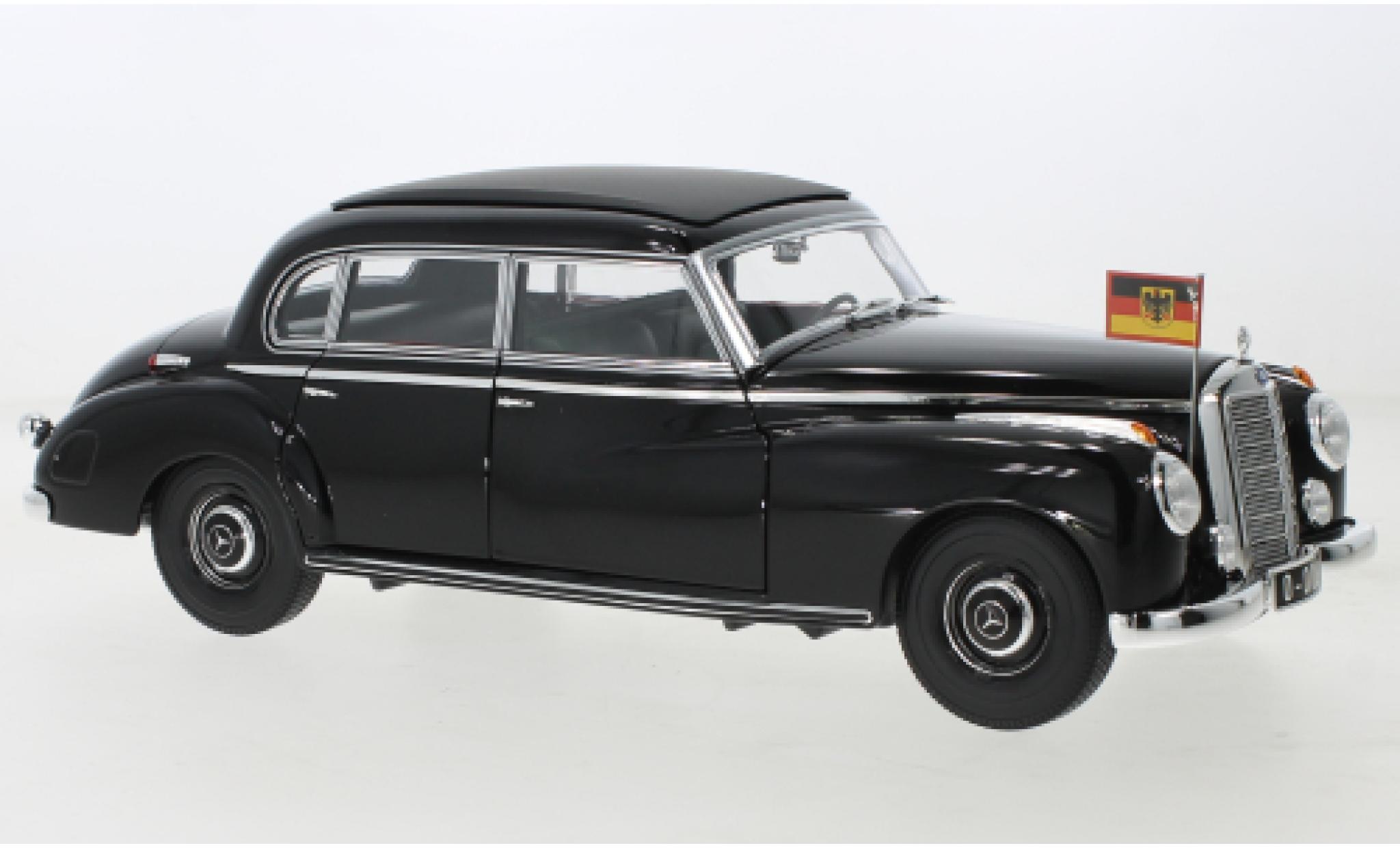 Mercedes 300 1/18 Norev nero 1955 modellino in miniatura